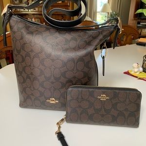 Coach crossbody with matching wristlet